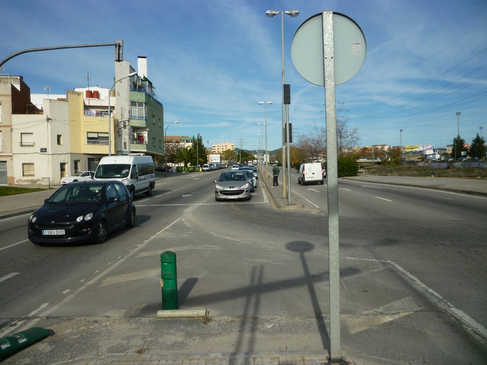 Una imatge de l'avinguda del Vallès Foto: Moisès Jordi