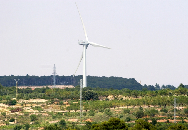 Parc e�lic de les Comes i torre d'evacuaci� a Vilalba dels Arcs