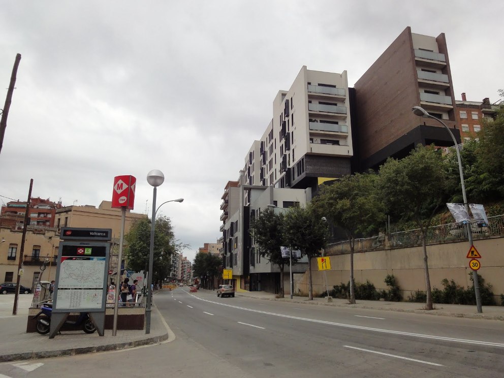 Edifici de reallotjament prop del metro Vallcarca Foto: Marc Sogues